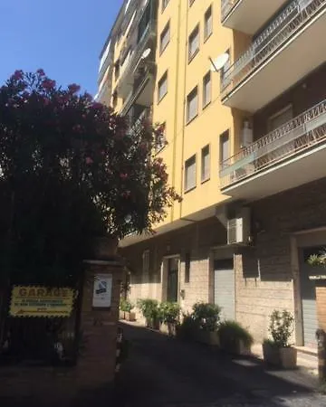 Loft Metro A San Giovanni * רומא